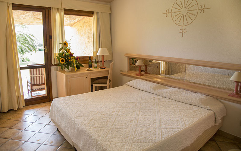 SANT'ELMO BEACH HOTEL 4*